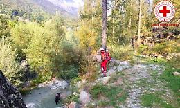 ALA DI STURA. Imprenditore edile muore suicida nella cascata
