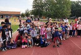ATLETICA LEGGERA. Bambino/Bambina Sprint al campo sportivo de Witt