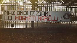 VENARIA. Striscione di CasaPound: “nazionalizziamo la Magneti Marelli”
