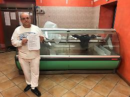 LAURIANO. Chiude il macellaio: "Ringrazio il sindaco e la Pro loco..."