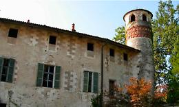 PARELLA. Sposarsi dentro il castello? Ora si può