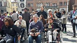 TORINO. Con la 'Skarrozzata', Torino scopre le barriere architettoniche