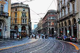 TORINO. Droga: vendeva hashish a marchio Dior, preso pusher 'dandy'