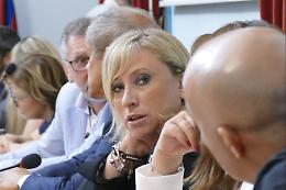 IVREA. L’incredibile “no comment” di Elisabetta Ballurio
