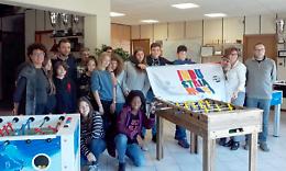 LESSOLO. I ragazzi delle scuole dal “papà” del biliardino