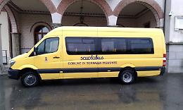 TORRAZZA. Ultimo viaggio per il vecchio scuolabus: è arrivato il nuovo