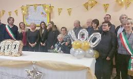 STRAMBINO. Fiori, dolci e le note di violino  per i cento anni di Maria