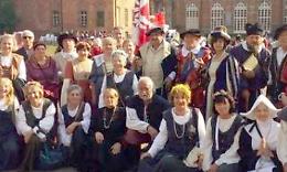 LEINI. Con il gruppo storico Andrea Provana  la “Maratona antipasti”