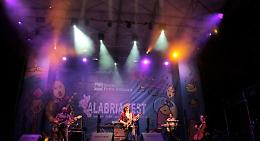 IVREA. La band "Regione Trucco" di Ivrea ha vinto il "Calabria Fest-Tutta Italiana"