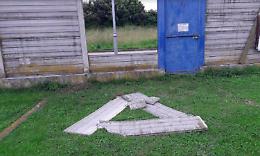 SAN MAURIZIO. Ladri in azione al campo di calcio Rubato il trattorino tosaerba