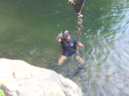 ROCCA. Il sindaco sommozzatore si immerge per ripulire la &ldquo;goja&rdquo; di Ponte Osio