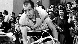 “Oh, quanta strada nei miei sandali, Quanta ne avrà fatta Bartali....”