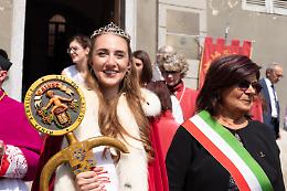 CALUSO. Carola Borgia è la Ninfa. Il Grappolo d’Oro va a Gnavi e Giacometto