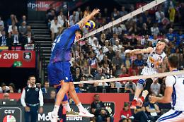 VOLLEY. La Francia infligge la prima sconfitta all'Italvolley negli Europei