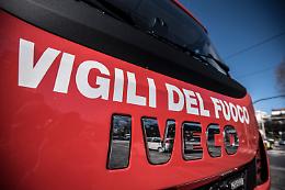 TORINO. Incendiate 15 auto, si cercano tre piromani