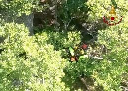 CHIALAMBERTO. Cercatore di funghi disperso, soccorso dai vigili del fuoco