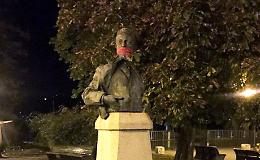 ROMA. No alla censura, CasaPound imbavaglia le statue in oltre cento città italiane