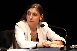CHIVASSO. Il Pd porta il vice ministro all'Istruzione in città a parlare di scuola