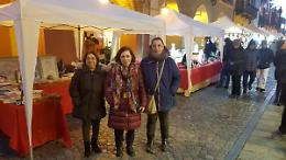 CHIVASSO. Una Chivasso piena di gente, nel week - end pre natalizio, grazie agli eventi organizzati dall’associazione “Creare con Cuore”