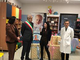 IVREA. Sanità: donate culle neonatali al reparto di Pediatria dell'ospedale