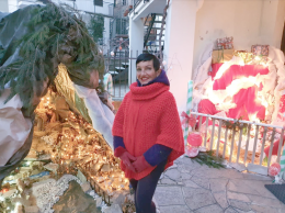 PECCO. L'ostetrica Carmen Andrina apre la sua casa al Natale