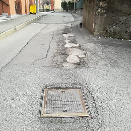 Ivrea. Cafarelli e le promesse da  marinaio su via San Lorenzo