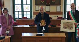 VENARIA. Il dottor Costa va in pensione. E’ stato il pediatra di una città