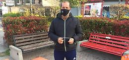 SETTIMO TORINESE. Si incatena davanti al Municipio per protesta