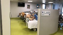 Al Maria Vittoria pazienti nel pianerottolo. A Chivasso in "sala d'attesa". A Rivoli in corridoio. Terapie intensive occupate al 60%