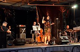 Jazz Around You, esordio con i Frubers in the Sky a Chivasso