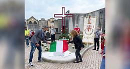 CRESCENTINO. Inaugurato al cimitero un “memoriale” in ricordo delle vittime della pandemia
