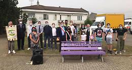RONDISSONE. Inaugurata la panchina viola della gentilezza