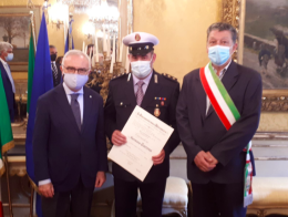 CERES. Cerimonia ufficiale in prefettura per il "Cavaliere della Repubblica" Germano Torreno