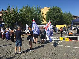 Torteria, doppia manifestazione in piazza a Chivasso (VIDEO)