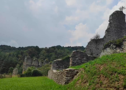 ROCCA CANAVESE. Video-racconto del paese di Madonna della Neve e del castello distrutto dai francesi