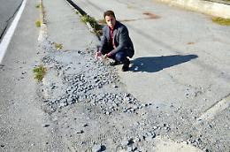 CHIVASSO. Marciapiede di via Casale a Castelrosso, è polemica: "E' incompiuto!"