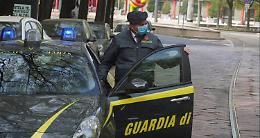 VERCELLI. Vendeva addobbi e oggetti di Halloween contraffatti