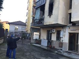 CHIVASSO. Brucia il piano cottura, paura per una mamma e i due figli piccoli. Intossicata una coppia