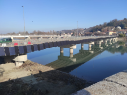 SAN MAURO TORINESE. Montati i pannelli fotovoltaici sul Ponte XI Settembre