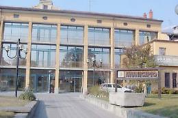 BORGOFRANCO. Un consiglio comunale scoppiettante