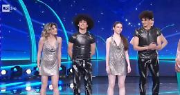 SETTIMO TORINESE. Serena Mattiola nel corpo di ballo del “Cantante Mascherato”  su Rai Uno