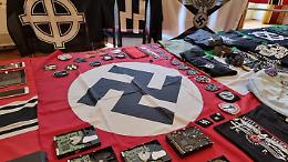 A Montalto sequestrate armi e immagini di Hitler e Mussolini