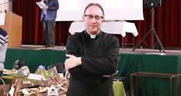 QUINCINETTO. Vendute all’asta lose e travi  trasformate in opere d’arte