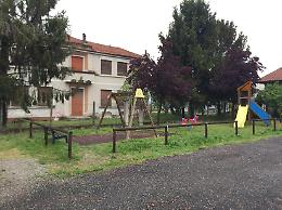 STRAMBINO. Alloggi per le ragazze madri nell'ex scuola di frazione Carrone