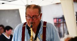 SALUGGIA. La Banda ha detto addio ad Angelo Lesquier