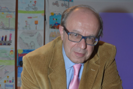 IVREA. "Il Piemonte in bicicletta": il nuovo libro di Tiziano Passera