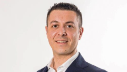 "Il paese s'è spento e i negozi stanno chiudendo..."