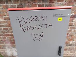 SETTIMO TORINESE Scritte sui muri: "Borrini fascista". Il consigliere: "Attacco incommentabile"