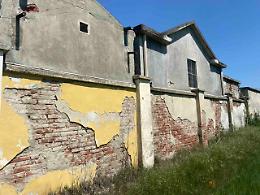 GASSINO. Il cimitero cittadino fa pena, Argentero attacca