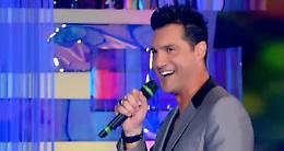 CRESCENTINO. Domani sera  canta Nicola Congiu. Al Comune costa 4880 euro